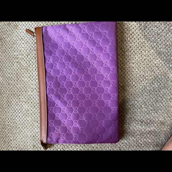 Gucci Purple Pouch - Picture 4 of 4